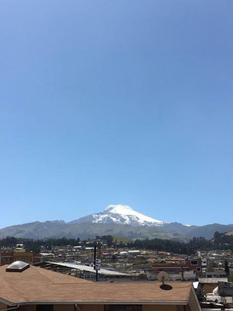 Hostal Mitad Del Mundo Cayambe Exterior foto